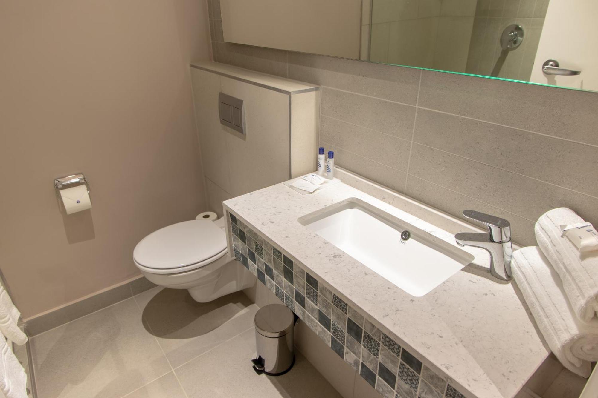 Town Lodge Johannesburg Airport Kempton Park Room photo