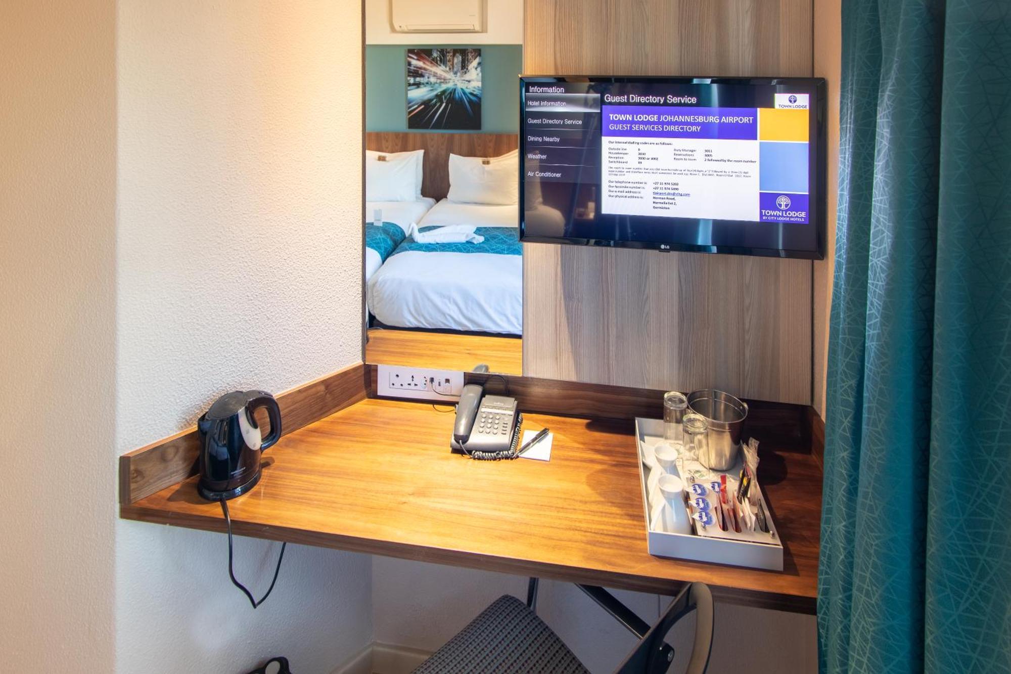 Town Lodge Johannesburg Airport Kempton Park Room photo